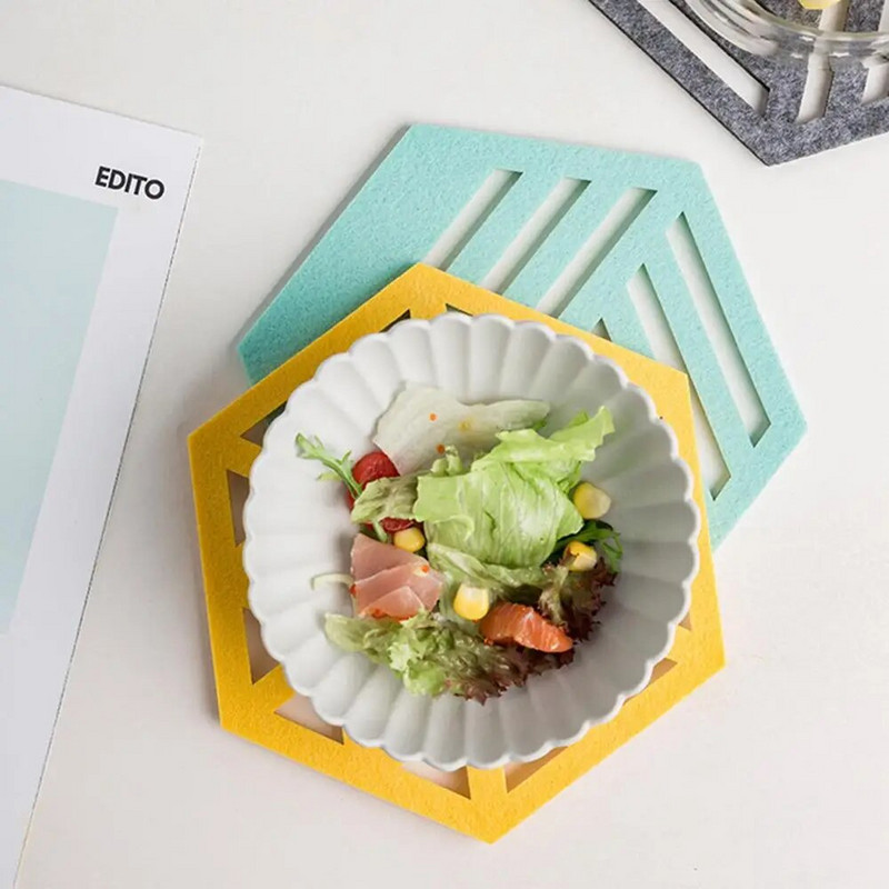 Namų kūrybinis veltinis padėkliukas šešiakampis tuščiaviduris puodelio kilimėlis Minkštas šilumos izoliuotas neslystantis padėklas namų karštų gėrimų laikiklis, darbalaukio dekoravimo kilimėlis