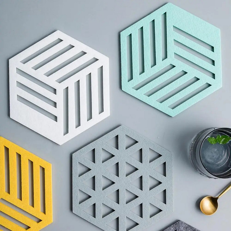 Namų kūrybinis veltinis padėkliukas šešiakampis tuščiaviduris puodelio kilimėlis Minkštas šilumos izoliuotas neslystantis padėklas namų karštų gėrimų laikiklis, darbalaukio dekoravimo kilimėlis