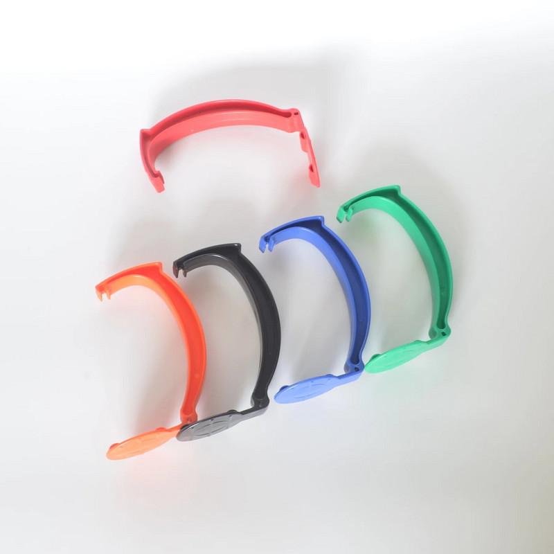 Plastični držač za soda vodu Držač s ručkom za 350ml/330ml konzerviranu Colu plumyl soda vodu konzervirana pića Limenka za pivo