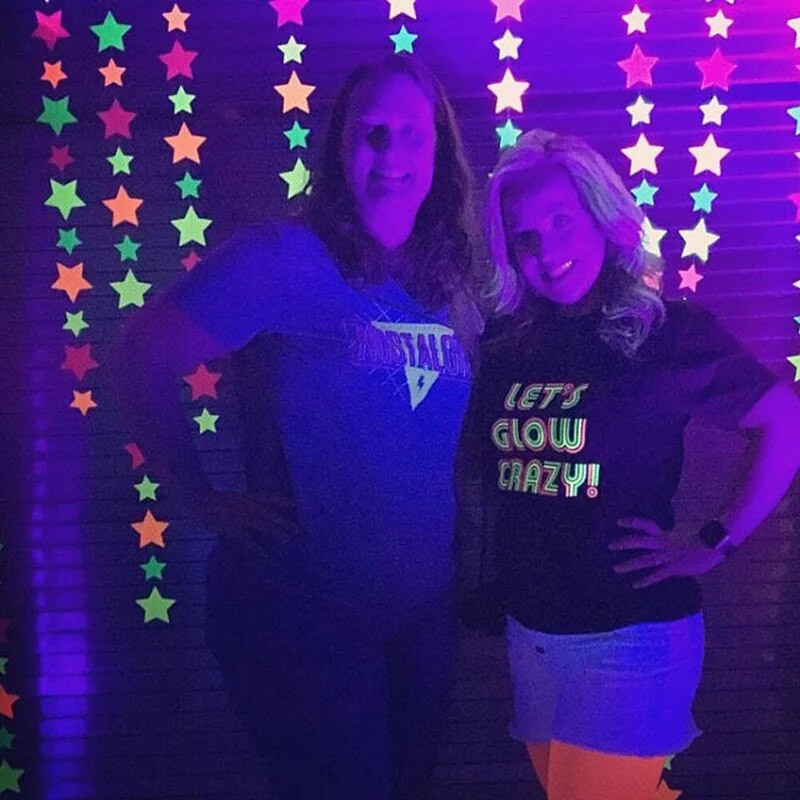 Неонова декорация, блясък в UV партито, блести, вечерни аксесоари, светещ банер за честит рожден ден, черна светлина, ярка висяща