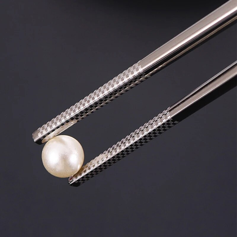 23 cm peen draakoni mustriga söögipulgad 304 roostevabast terasest libisemiskindlad Hiina söögipulgad Toidu-sushipulgad Koduköögi lauanõud