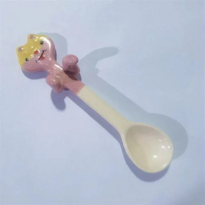 1 vnt. virtuvės įrankio naujovė Dovanų keraminis animacinis filmas Mielas katės gyvūno šaukštas Kabantis desertinis šaukštas Unikalūs ledų stalo įrankiai Nauji