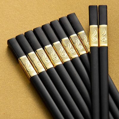 5 poros 24 cm daugkartinio naudojimo lazdelės Sušio lazdelės Neslystančios lazdelės Korėjietiškas japonų maistas Kiniškas medinių lazdelių rinkinys