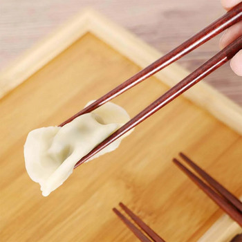 Висококачествени 1/4 чифта кухненски инструменти Дърво за готвене за многократна употреба Японски пръчици за суши Дървени пръчици за хранене Сервии за хранене