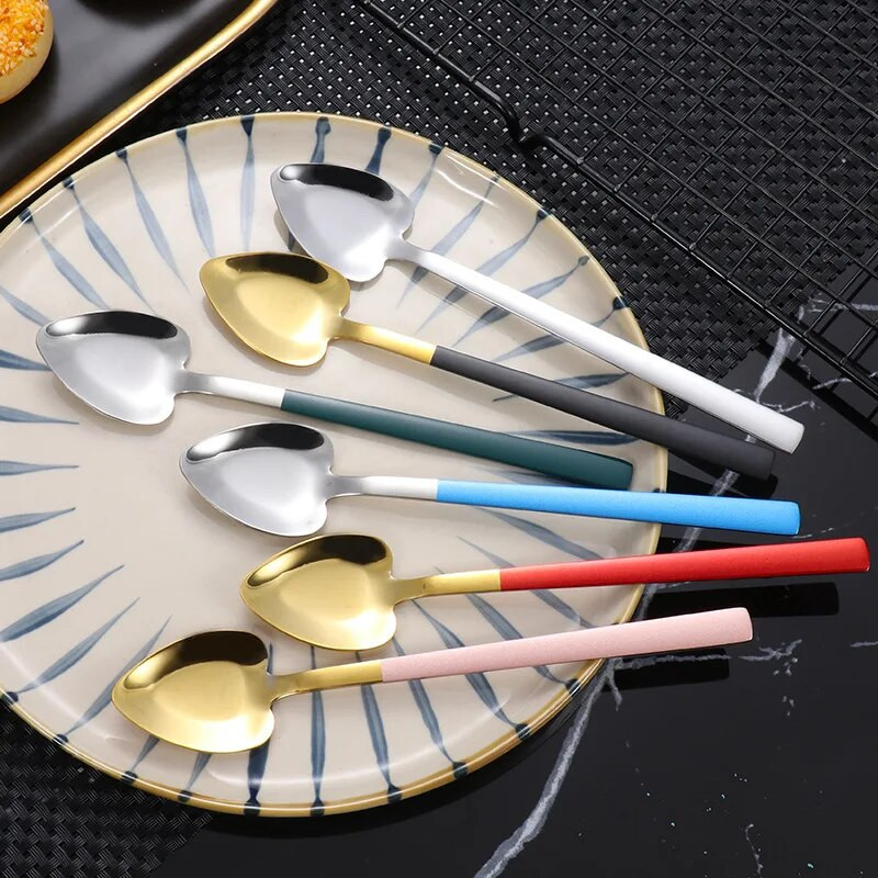 1 vnt Creative Love Head Nerūdijančio plieno desertiniai šaukštai ilga rankena Kavos maišymo šaukštas Arbatinis šaukštelis Stalo reikmenys Virtuvės reikmenys