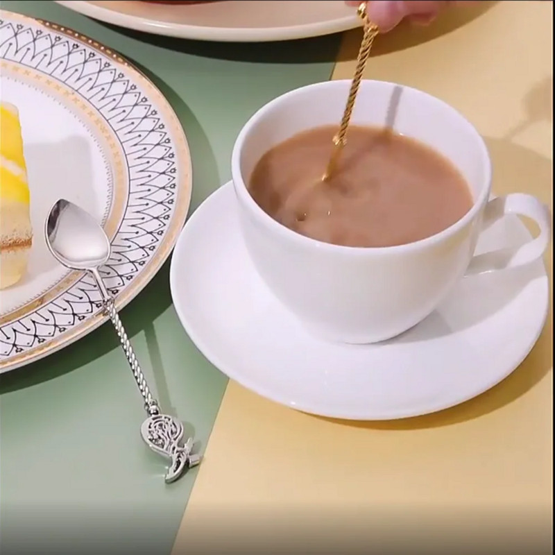 Vintage kávéskanál fagylalt desszert kanál kávétea keverőkanál Klasszikus kiskanál Konyhai kütyük Evőkanál