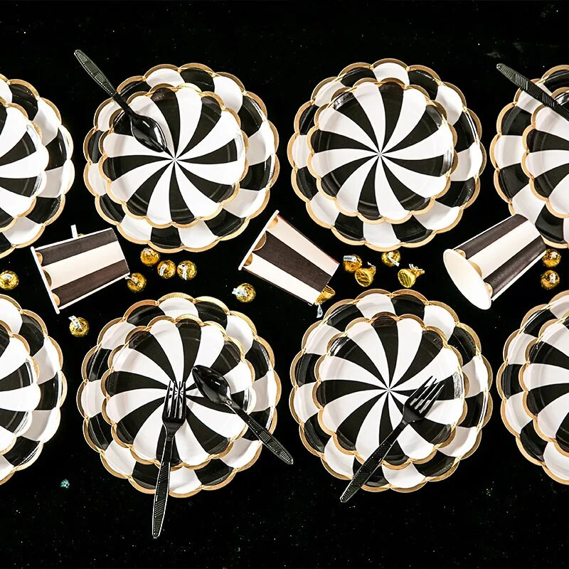 Тема на дъгата Парти Посуда за еднократна употреба Чиния с ивици Чаши Салфетки Сватба Baby Shower Парти Рожден ден Фиеста Декорация Консумативи