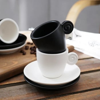 Απλή κομψή κούπα καφέ εσπρέσο 90cc σετ πιατάκια παγωμένη Καλόγουστη στρογγυλή λαβή αυτιού Καθαρή μαύρη κούπα καφέ με κιτ πιάτων