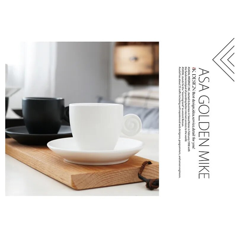 Обикновени стилни 90cc малки чаши за еспресо, комплекти чинийки, матирано, вкусно кръгла дръжка, чисто черна чаша за кафе с комплекти чинии