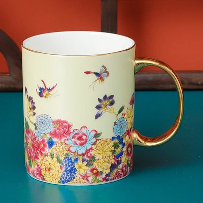 Kiniškas dažytas kaulas Kinijos kavos puodelio lėkštės rinkinys emaliuotas popietės arbatos puodelis su lėkštės šaukštu prabangus keramikinis puodelis vakarėliui