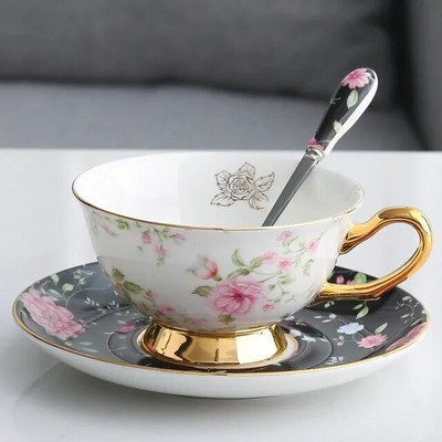 Луксозна чаша за кафе от костен порцелан с лъжичка за чинийка Чаша за чай от британски порцелан, рисувано цвете, птица, керамична чаша за кафе, съдове и прибори, подарък