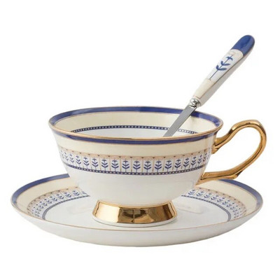 Луксозна чаша за кафе от костен порцелан с лъжичка за чинийка Чаша за чай от британски порцелан, рисувано цвете, птица, керамична чаша за кафе, съдове и прибори, подарък