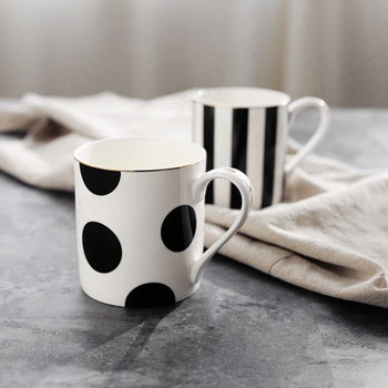 Golden Stroke Polka Dot Stripes Чаши Чаши за кафе Японско модерно изкуство Керамична чиния Следобеден чай Сервии Настолни чаши за вода