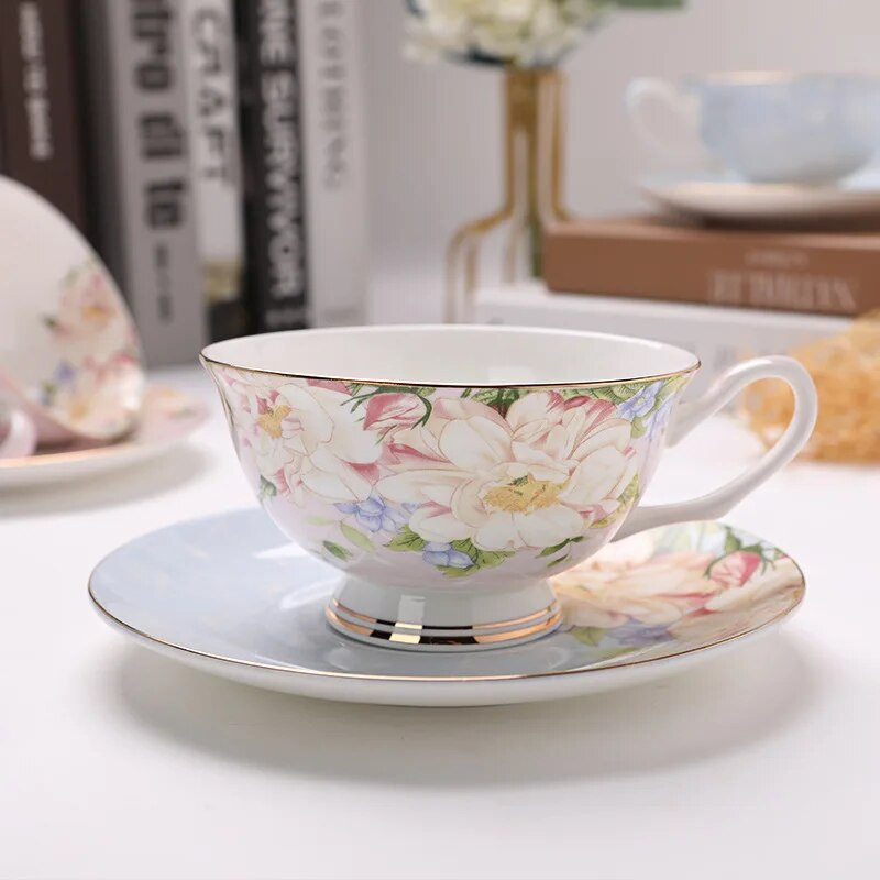 Engleski Bone China Set šalica za kavu, Creative Printing Afternoon Tea Tea Set, keramičke jednostavne kućanske šalice za čaj
