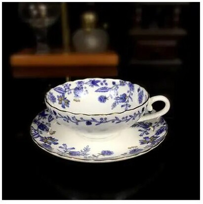 Arany délutáni teáscsésze csészealj készlet Kávéscsésze teáskanna készlet Teatálca koszorúslány ajándék