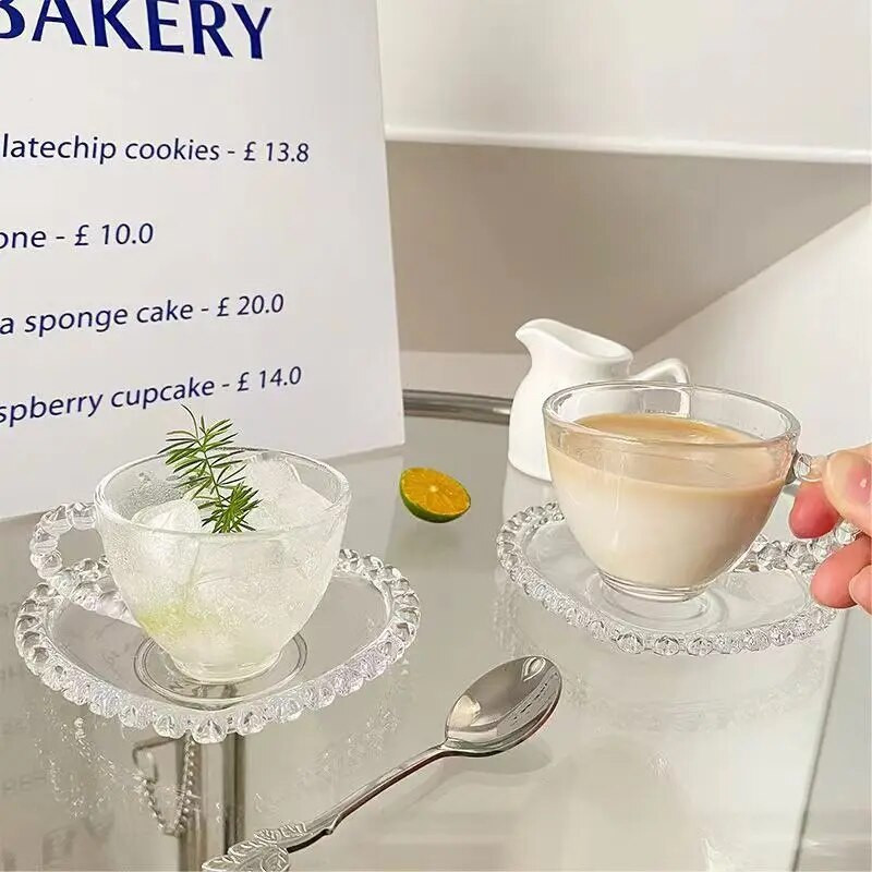 Mini espresso šalica, stakleni tanjurić, ljubav, staklena djevojka, srce, jednostavno cvijeće, šalica za čaj, romantično europsko posuđe za piće, luksuzno posuđe od staklenih šalica