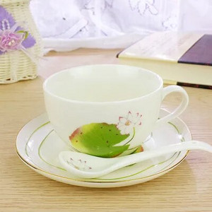 Puodeliai ir lėkštės Keramikinė kava Pusryčiai Pienas Arbatos Puodelių Rinkinys Su Šaukštu ir Disku Virtuvės Gėrimų Indai Vestuvių Dovanos 200ml