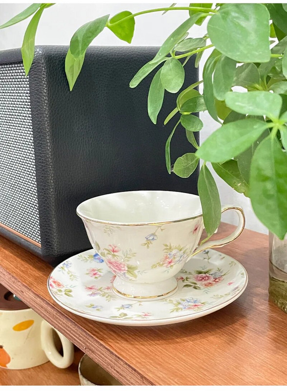 Старинна британска фрагментирана чаша за кафе и комплект чинии Европейска чаша за следобеден чай Трансгранична светла луксозна керамична чаша Пном Пен