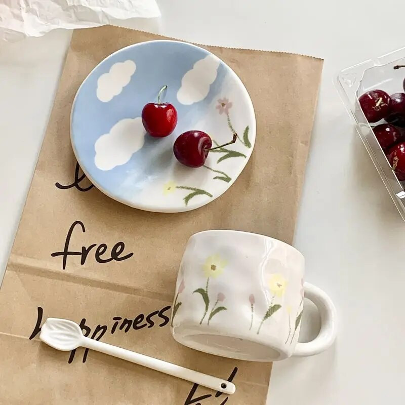 Kézzel festett felhő vizes csésze kávés csésze snack csészealj nagy értékű kerámia csésze- és csészealjkészlettel délutáni tea nagy értékű otthoni használatra