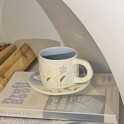 Korėjos Ins keraminių puodelių lėkščių rinkinys pavasario gėlė Išskirtinis kavos puodelis Dim Sum lėkštė Popietės arbatos puodelio pyrago lėkštė Graži su šaukštu