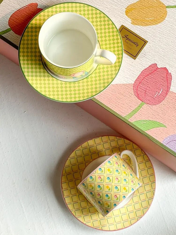 Korean ins tulipan šalica za kavu i set posuđa Little fresh girl high beauty keramička šalica šalica za poslijepodnevni čaj Dim sum set posuđa