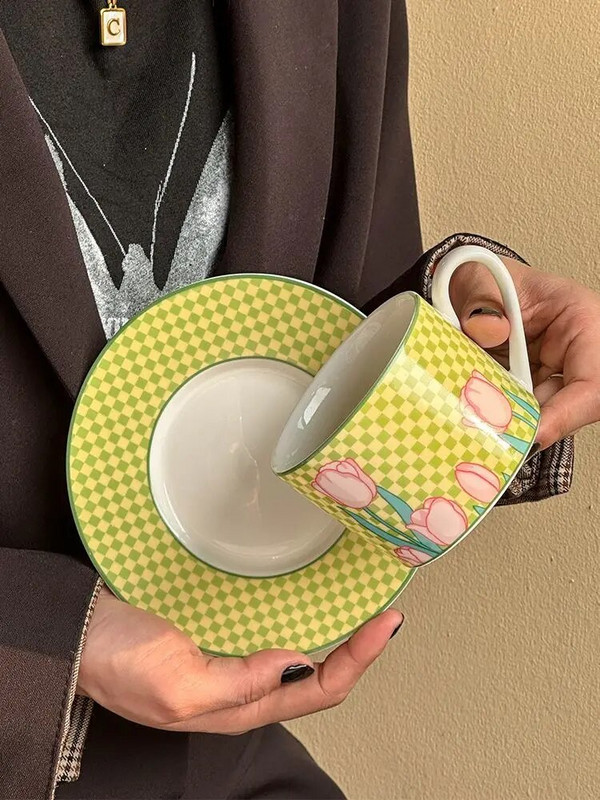 Korean ins tulipan šalica za kavu i set posuđa Little fresh girl high beauty keramička šalica šalica za poslijepodnevni čaj Dim sum set posuđa