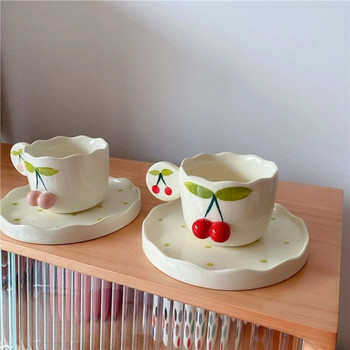 Fashion Ins Керамична чаша Комплект чаша за кафе и чинийка Kawaii 3D Череша Следобеден чай Офис Чаша за пиене Торта Десерт Чиния Подарък