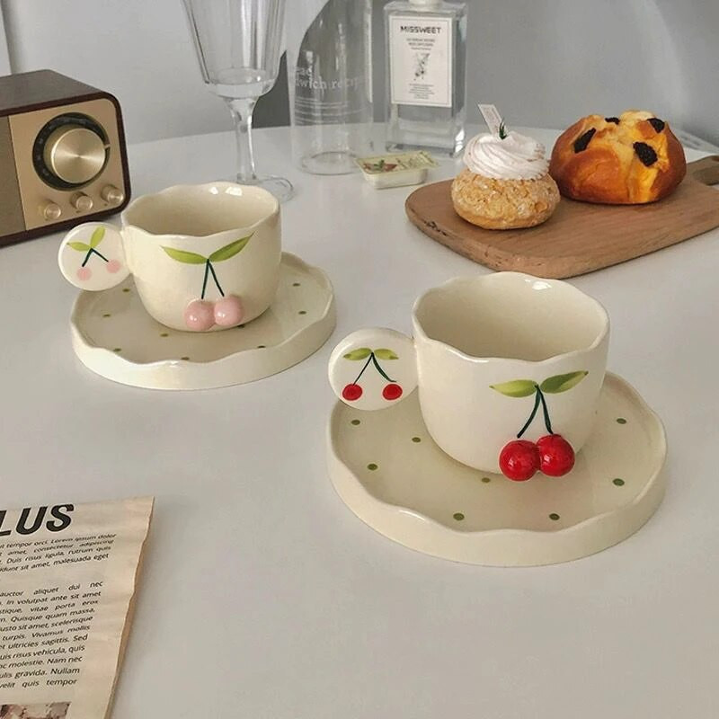 „Fashion Ins“ keramikinis puodelis, kavos puodelis ir lėkštės rinkinys „Kawaii“ 3D vyšnių popietės arbatos biuro gėrimo puodelis pyragas, desertinė lėkštė, dovana