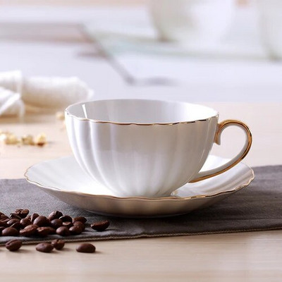 Bone China popietės arbatos puodelis Aukštos klasės auksu dažytos britiškos juodosios arbatos kavos puodeliai ir lėkštės 180 ml keraminiai espreso puodeliai