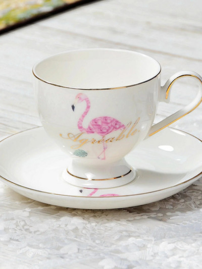 Skandináv stílusú minimalista, arany festésű kerámia kávéscsészék és tányérok Brit délutáni tea feketeteás csészék