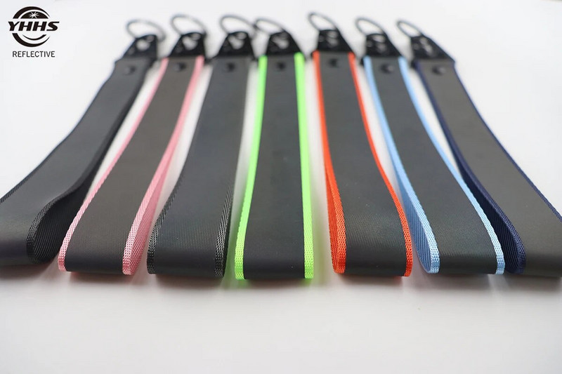 Brelocuri reflectorizante negre 100% chingă din nailon Pandantiv reflector de înaltă vizibilitate pentru genți pentru copii Accesorii pentru călărie Produs de siguranță