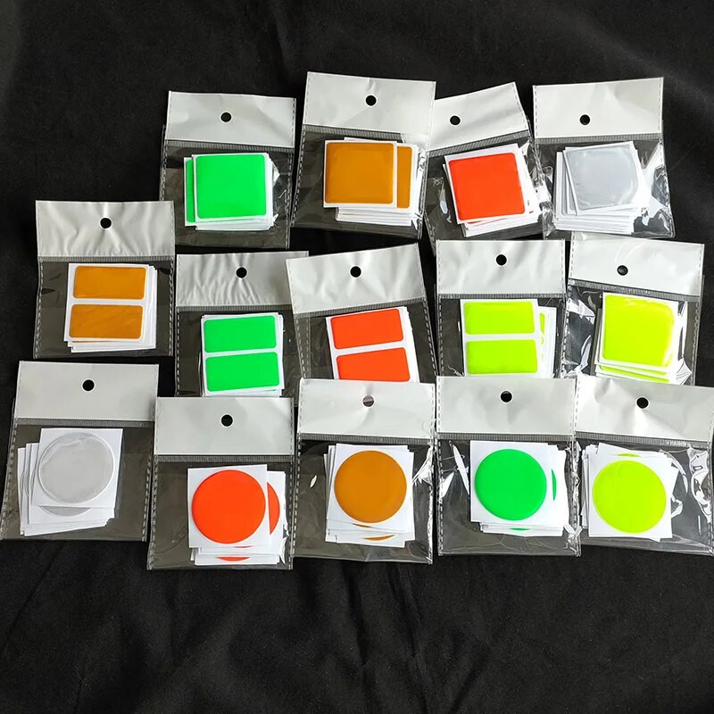 10 db 5 cm-es kerek fényvisszaverő matrica autók motorkerékpárok külső tartozékaihoz biztonsági figyelmeztető jelzés Éjszakai vezetésre figyelmeztető csík