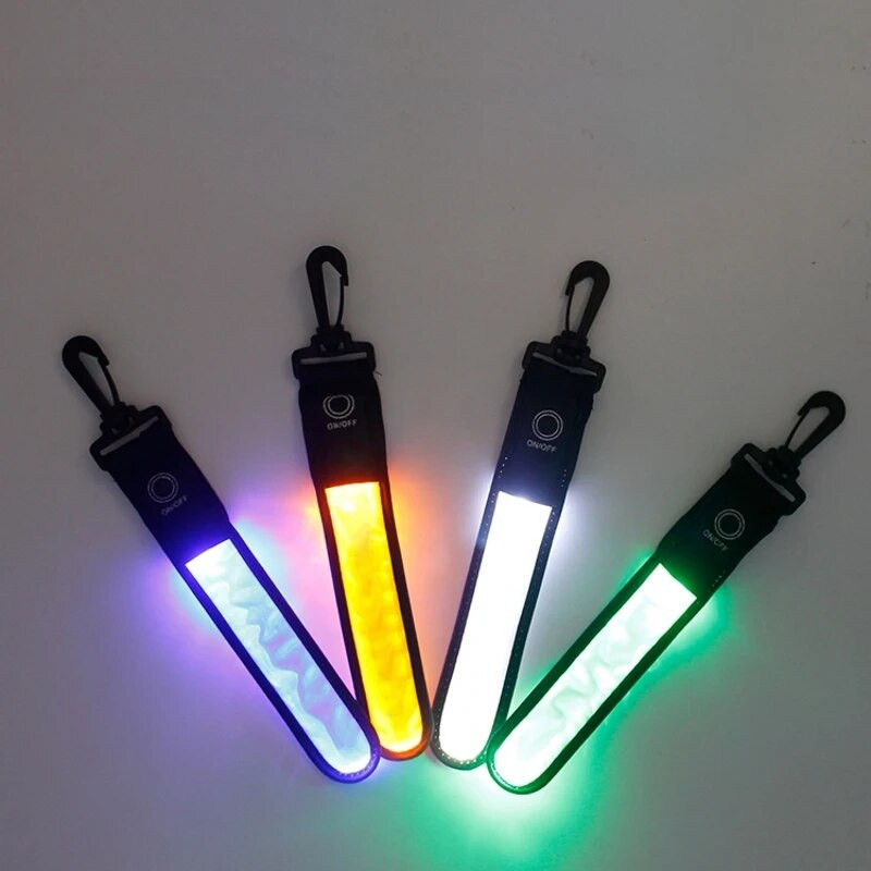 Светодиодна светлина Светлоотразителна лента за колан Спортна безопасност Светлоотразителна каишка Висулка Консумативи на открито Светлоотразителна защитна висулка Каишка за чанта