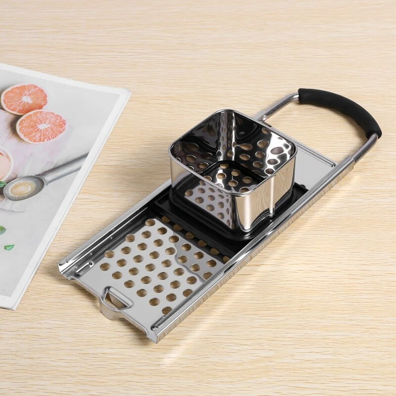 Nerūdijančio plieno spaetzle aparatas su patogia gumos rankena, skirta koldūnams makaronams