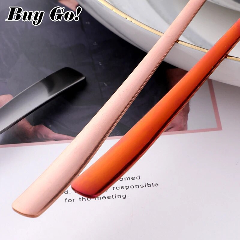 1PC Vilica za večeru od nehrđajućeg čelika Korejska šarena vilica za desert i voće s dugom ručkom Set zlatno plavih vilica za hotelske potrepštine za zabavu