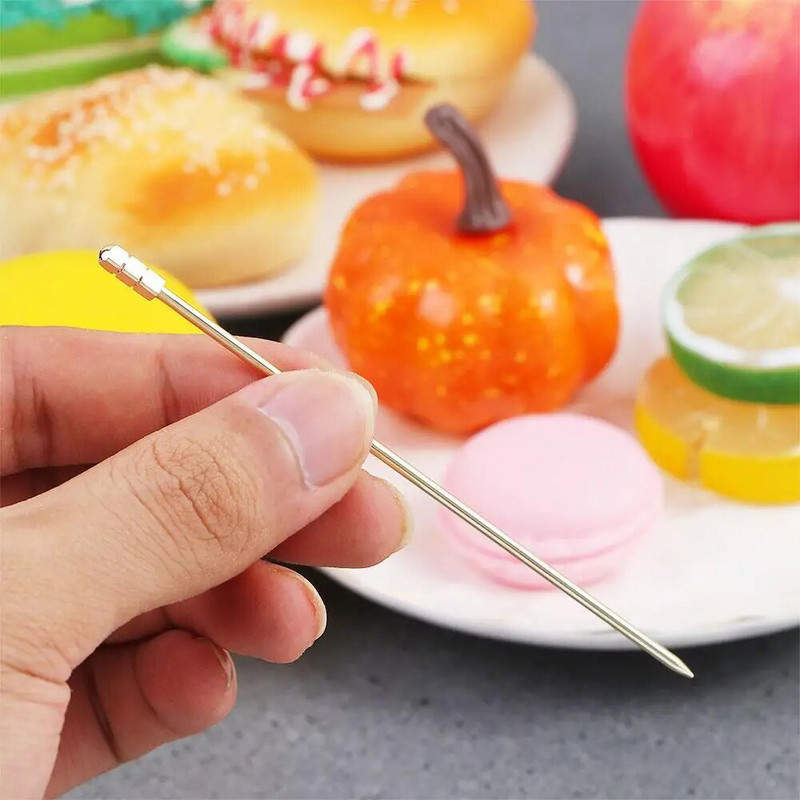 Kuhinjski alati od nehrđajućeg čelika za dekoraciju pića Pijuci za koktele Vilica za voće Voćni štapići Čačkalice