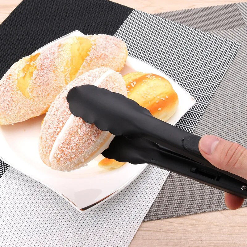 Черна дълга дръжка Щипка за барбекю за храна Клипс за торта Бюфет Скоба за сервиране Съдове от неръждаема стомана Съдове за готвене Кухненски аксесоари