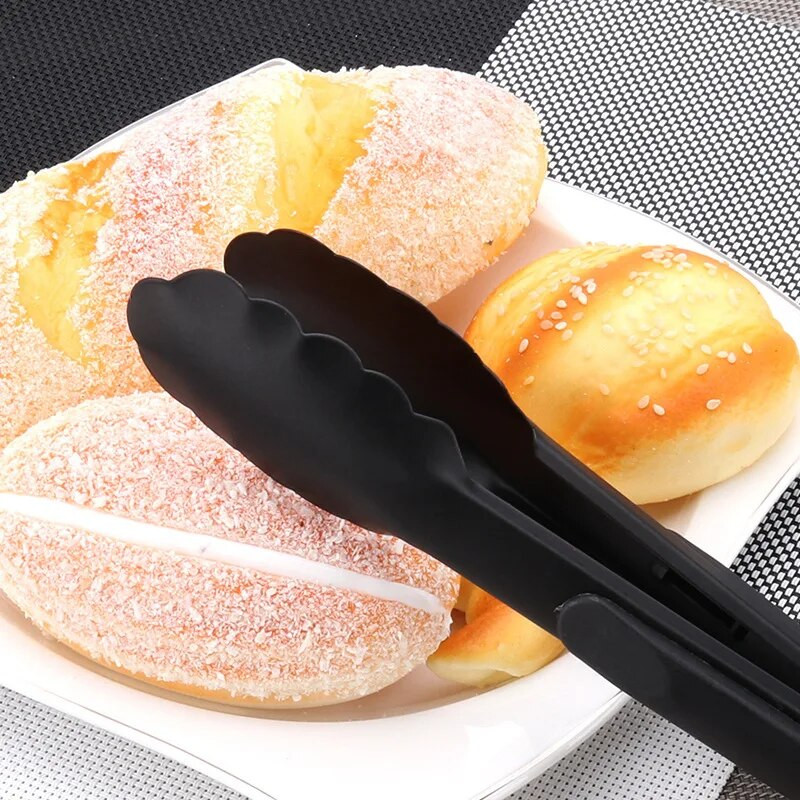 Черна дълга дръжка Щипка за барбекю за храна Клипс за торта Бюфет Скоба за сервиране Съдове от неръждаема стомана Съдове за готвене Кухненски аксесоари