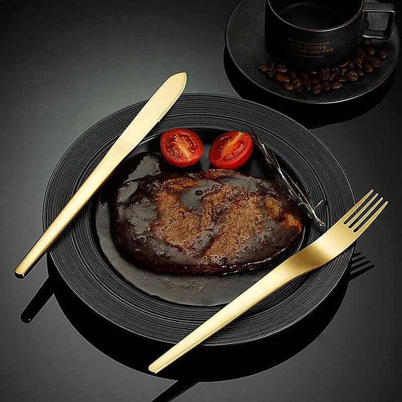 Zlatni mat set pribora za jelo Zadebljani nehrđajući čelik Kreativni nož za odrezak Vilica za desert Žlica Set posuđa za jelo Kuhinjsko posuđe