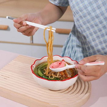 Kawaii Ягодова керамична лъжица за супа Сладък корейски сладолед Ръчно рисувано кафе Десерт Лъжица с дълга дръжка Кухненски аксесоари