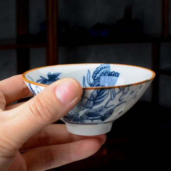1 БР. Китайска синьо-бяла порцеланова чаша за път Пътна керамична купа за чай против нагар, ръчно рисувана конусовидна чаша Чаши за медитация Чаен комплект
