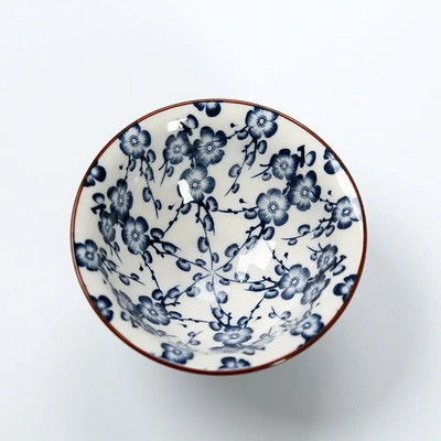 1 БР. Традиционна синя и бяла порцеланова чаша за чай Купа за чай против нагар, ръчно рисувана керамична конусна чаша Чаши за медитация Чаен комплект