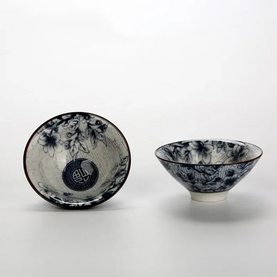 1 БР. Традиционна синя и бяла порцеланова чаша за чай Купа за чай против нагар, ръчно рисувана керамична конусна чаша Чаши за медитация Чаен комплект