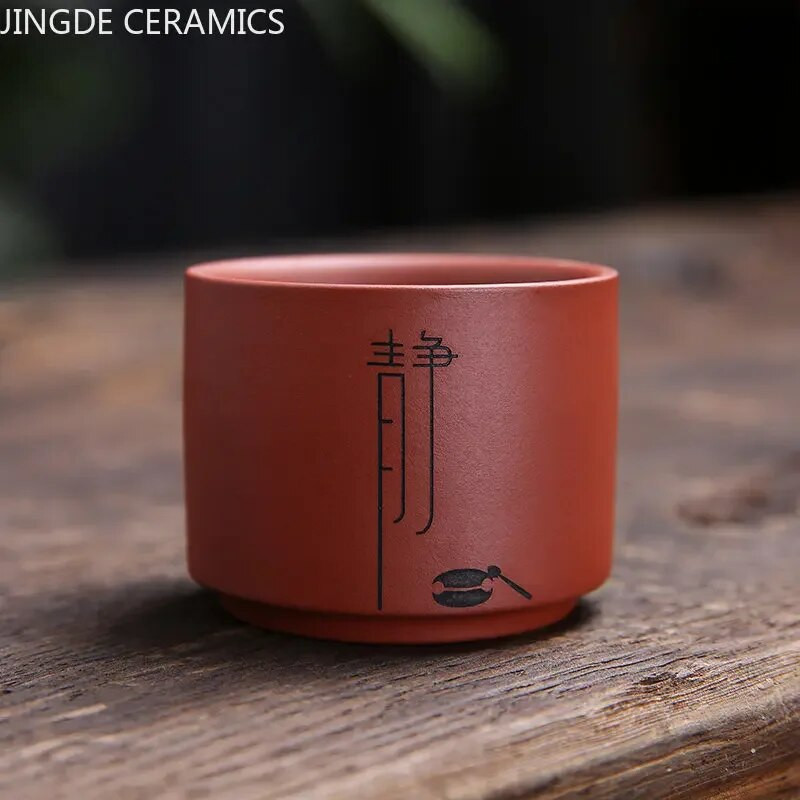 1 db Yixing kézzel készített lila agyag teáscsésze autentikus Dahongpao teástál utazási hordozható pu`er mesterpohár kínai teáskészlet kellékek
