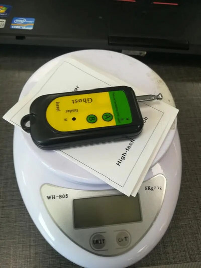 1/2/3 vnt. Naujas signalo detektorius belaidžio signalo RF Tracer mini kameros ieškiklis vaiduoklio jutiklis 100-2400MHZ GSM signalizacijos įrenginio radijas