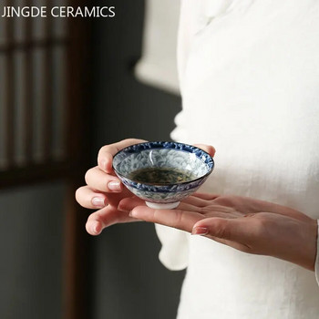 Китайска синьо-бяла порцеланова чаша за чай против изгаряне Ретро керамична чаша за чай Преносима основна чаша Домакински лични единични чаши