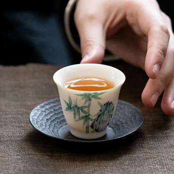 1 бр. Китайска ръчно изработена керамична чаша за чаша за медитация при пътуване Ръчно рисувани бамбукови листа, бяла порцеланова купа за чай Master Cup Чаен комплект