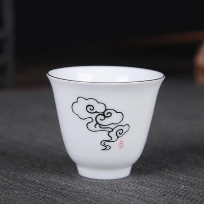 2vnt. Rankomis dažytas baltos porcelianinės plonos padangos arbatos puodelis Jingdezhen keraminis arbatos puodelis Kūrybinės arbatos dovanos namuose Asmeninis vienas puodelis