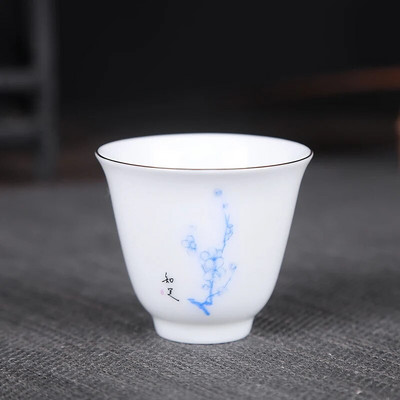 2vnt. Rankomis dažytas baltos porcelianinės plonos padangos arbatos puodelis Jingdezhen keraminis arbatos puodelis Kūrybinės arbatos dovanos namuose Asmeninis vienas puodelis
