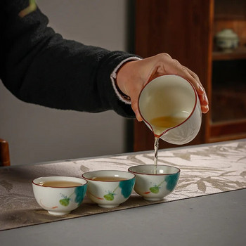 1 бр. Китайска керамична чаша за чай Майсторска ръчно изработена купа за чай Ръчно рисувана порцеланова чаша за чай с риба лотос Домакински комплект за чай Пътна чаша 50 ml